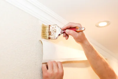 Pose de papier peint à Crollon — revêtements muraux et toiles de verre
